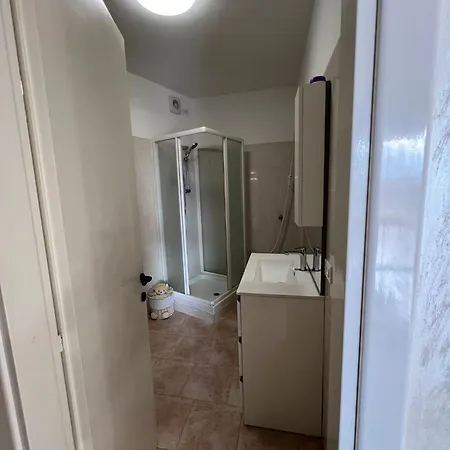 公寓 L'orizzonte 圣雷默